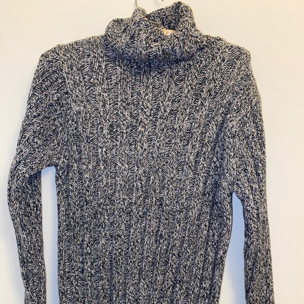 GAP Gray/Blue Knit Turtleneck Sweater - Size XS